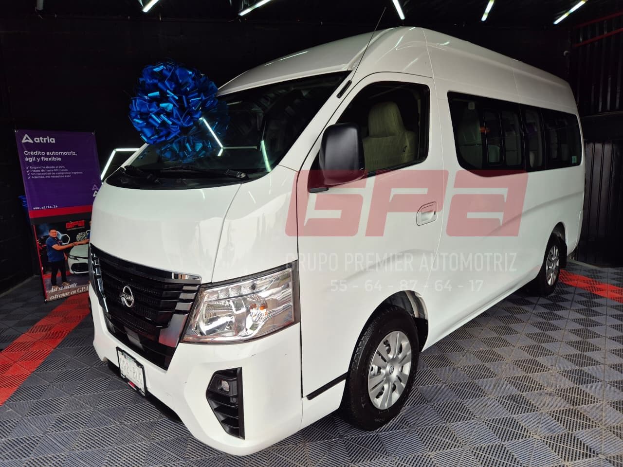 Nissan Urvan Van · 2023 — seminuevo certificado GPA
